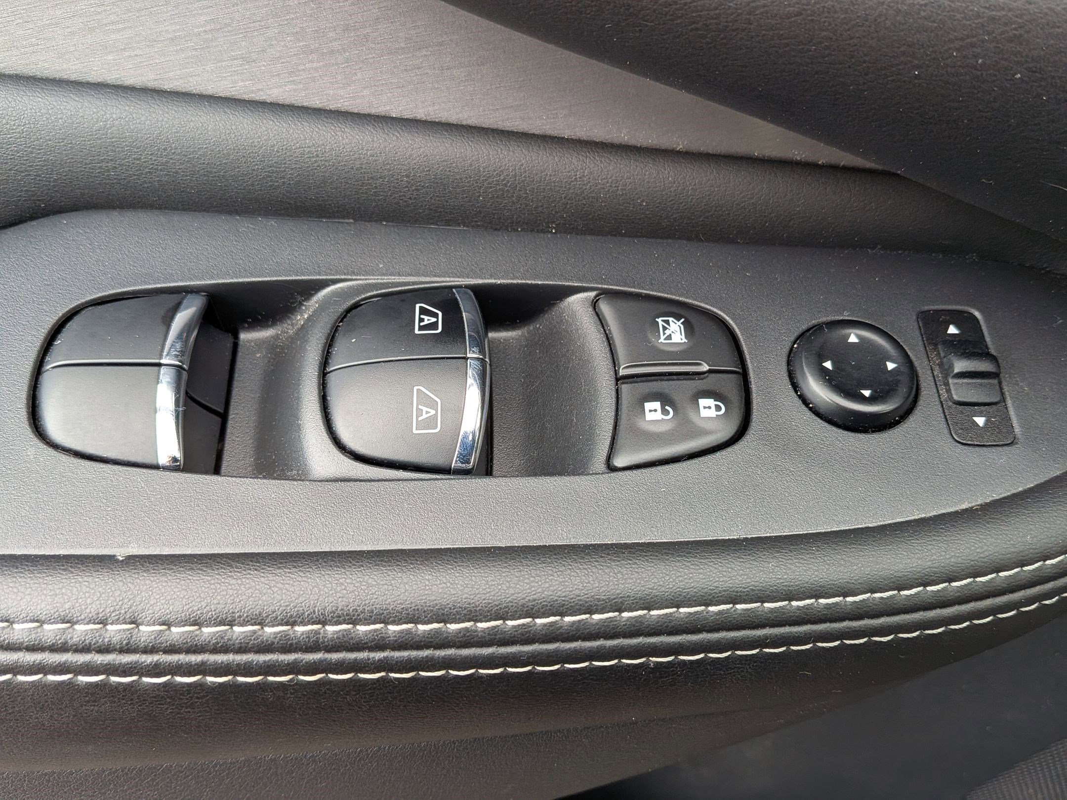 Used 2021 Nissan Murano SL w/ SL Moonroof Package image 13