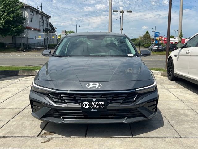New 2026 Hyundai Elantra Limited FWD image 3