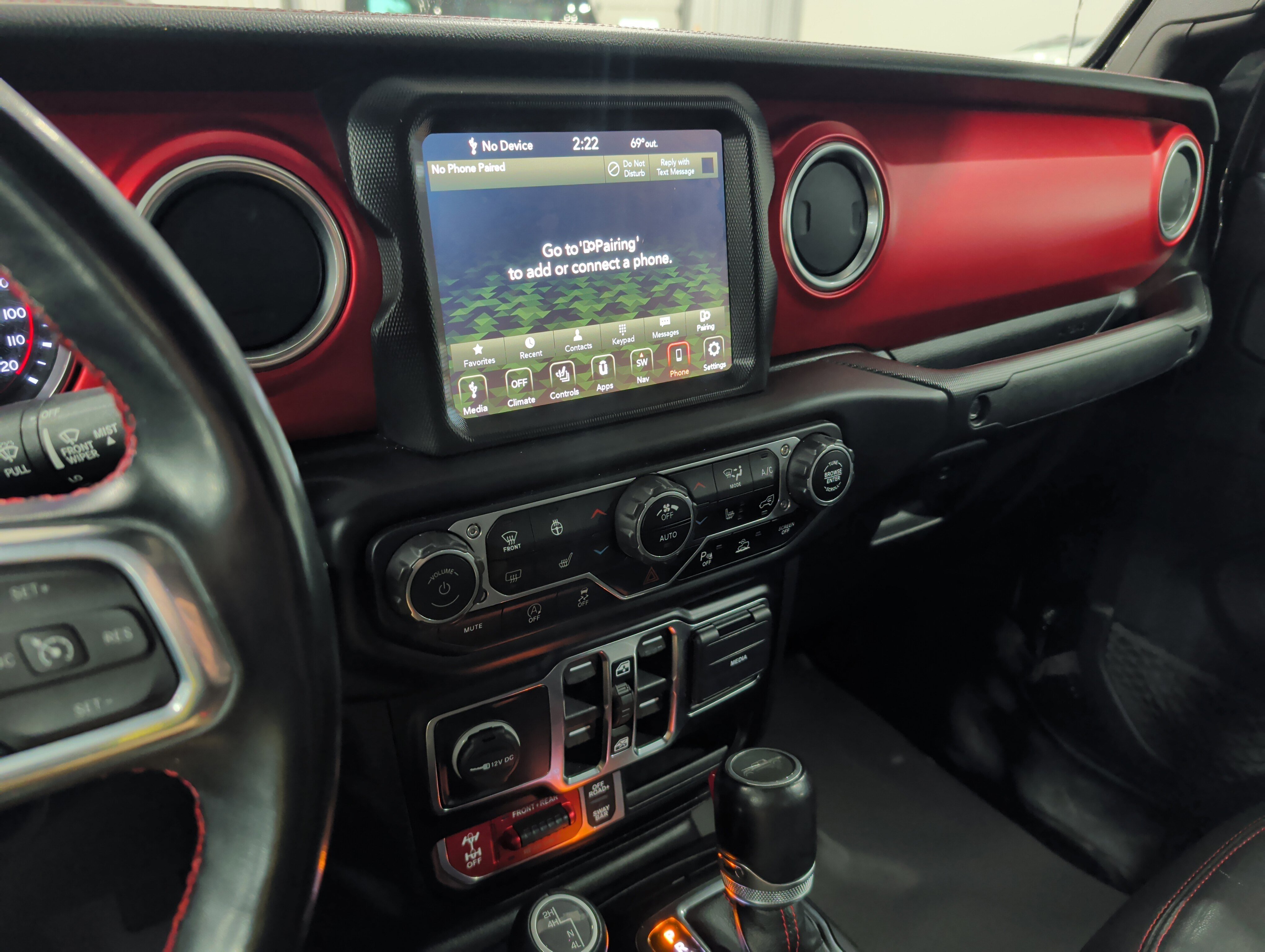 Used 2021 Jeep Gladiator Rubicon AWD/4WD image 10