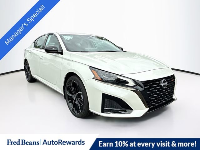 New 2025 Nissan Altima 2.5 SR w/ SR Premium Package