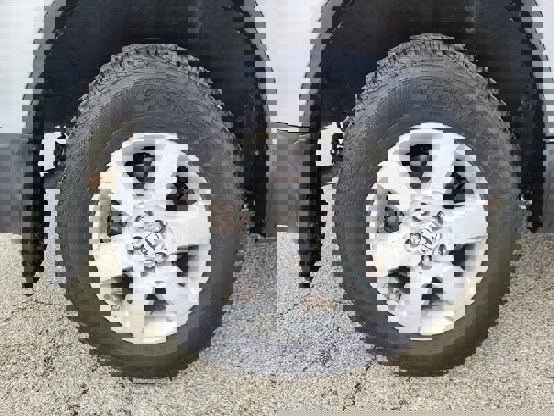 Used 2011 Honda Element EX image 29