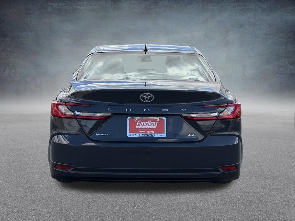 Used 2025 Toyota Camry LE FWD image 5