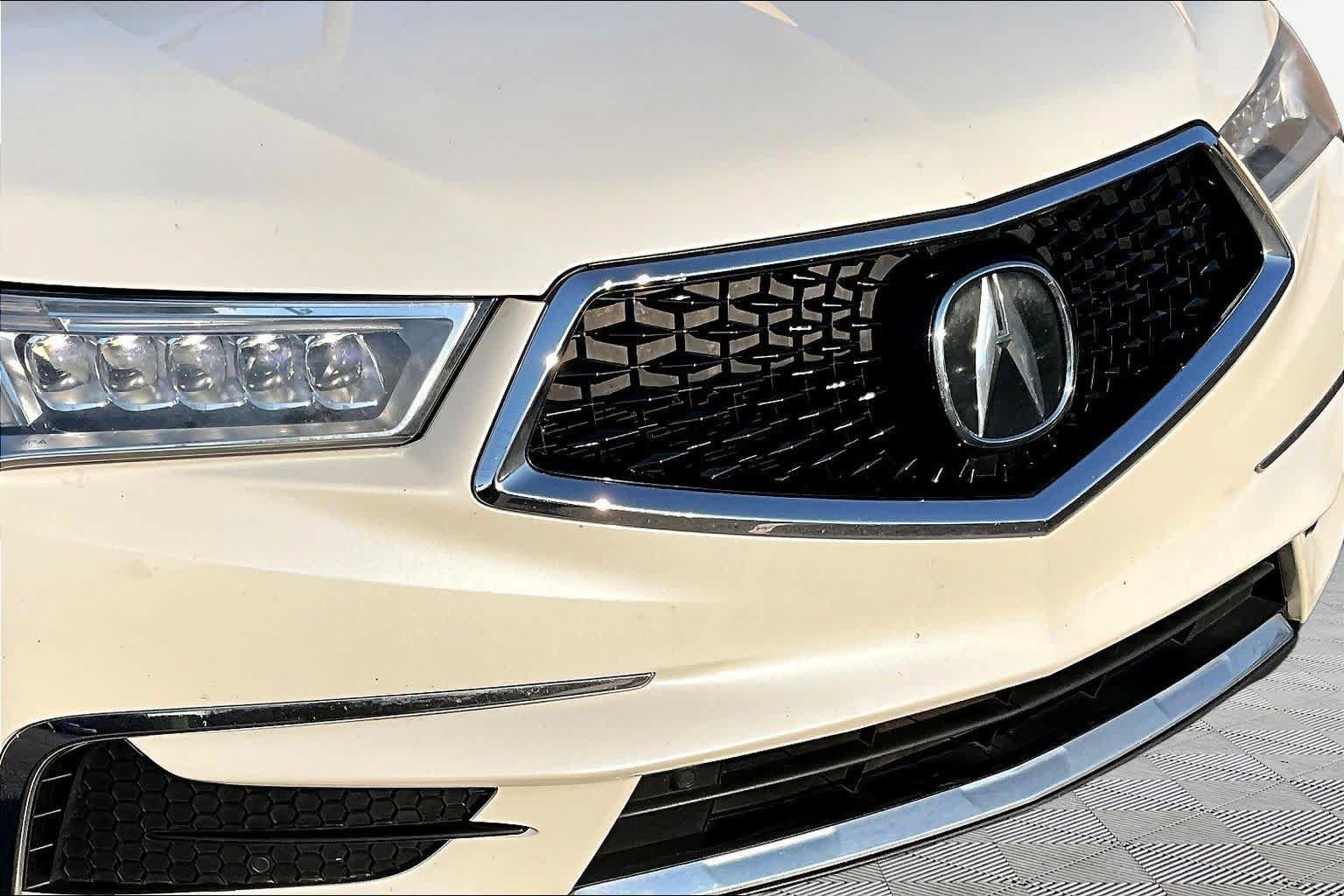 Used 2018 Acura MDX SH-AWD image 30