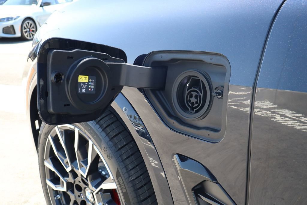 New 2026 BMW X5 xDrive50e image 20