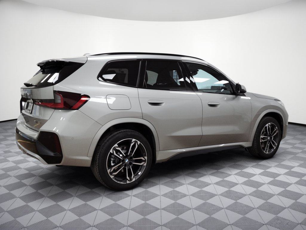 Used 2026 BMW X1 xDrive28i w/ Technology Package AWD/4WD image 9