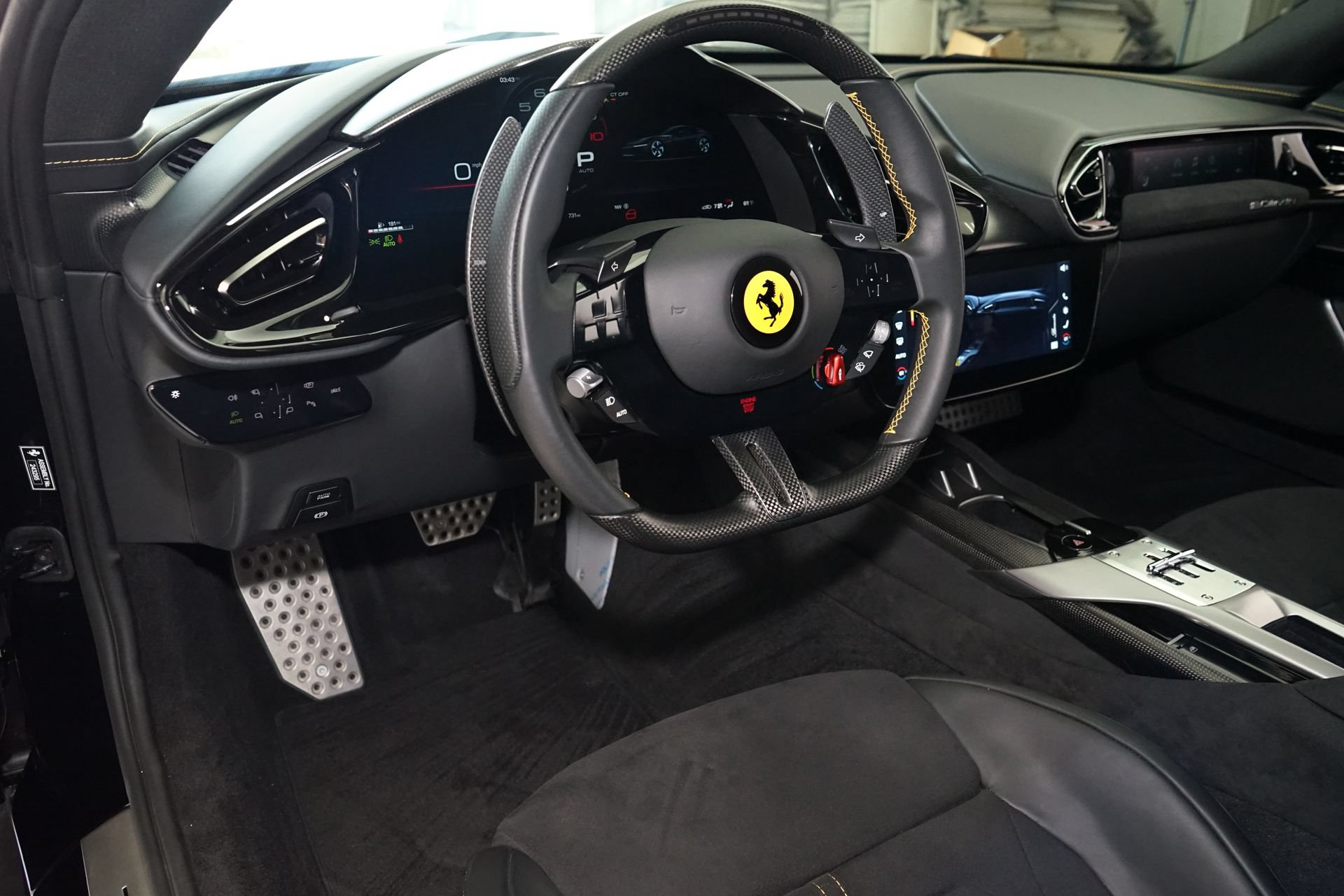 Used 2025 Ferrari 12Cilindri RWD image 16