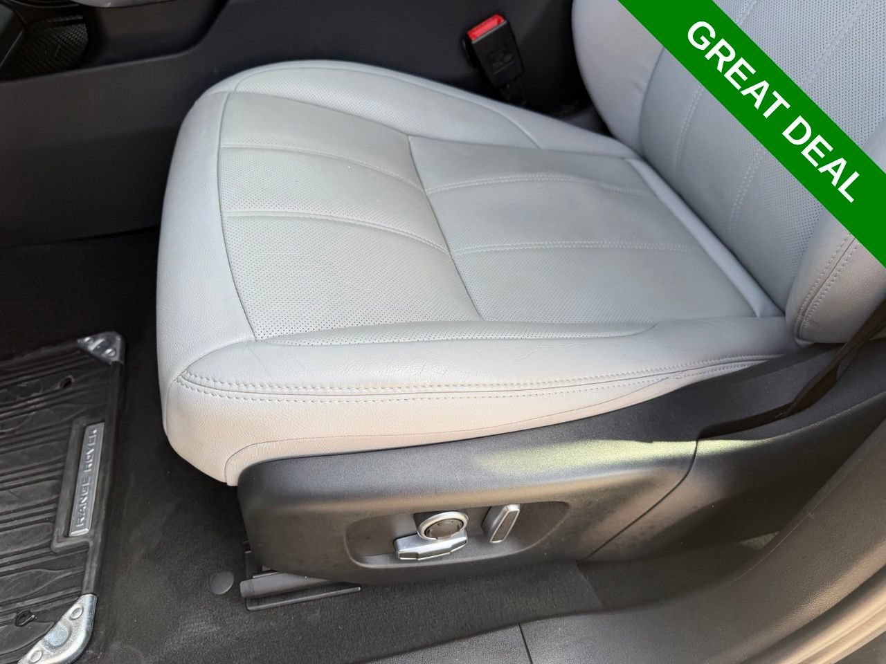 Used 2021 Land Rover Range Rover Evoque SE AWD/4WD image 33