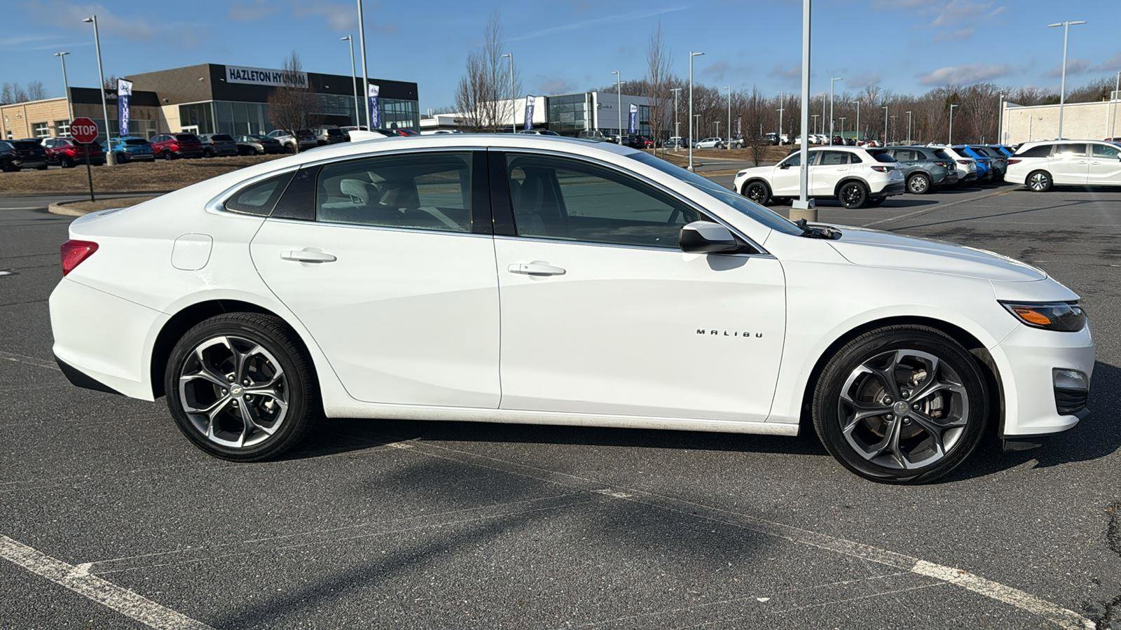 Used 2024 Chevrolet Malibu LT image 4
