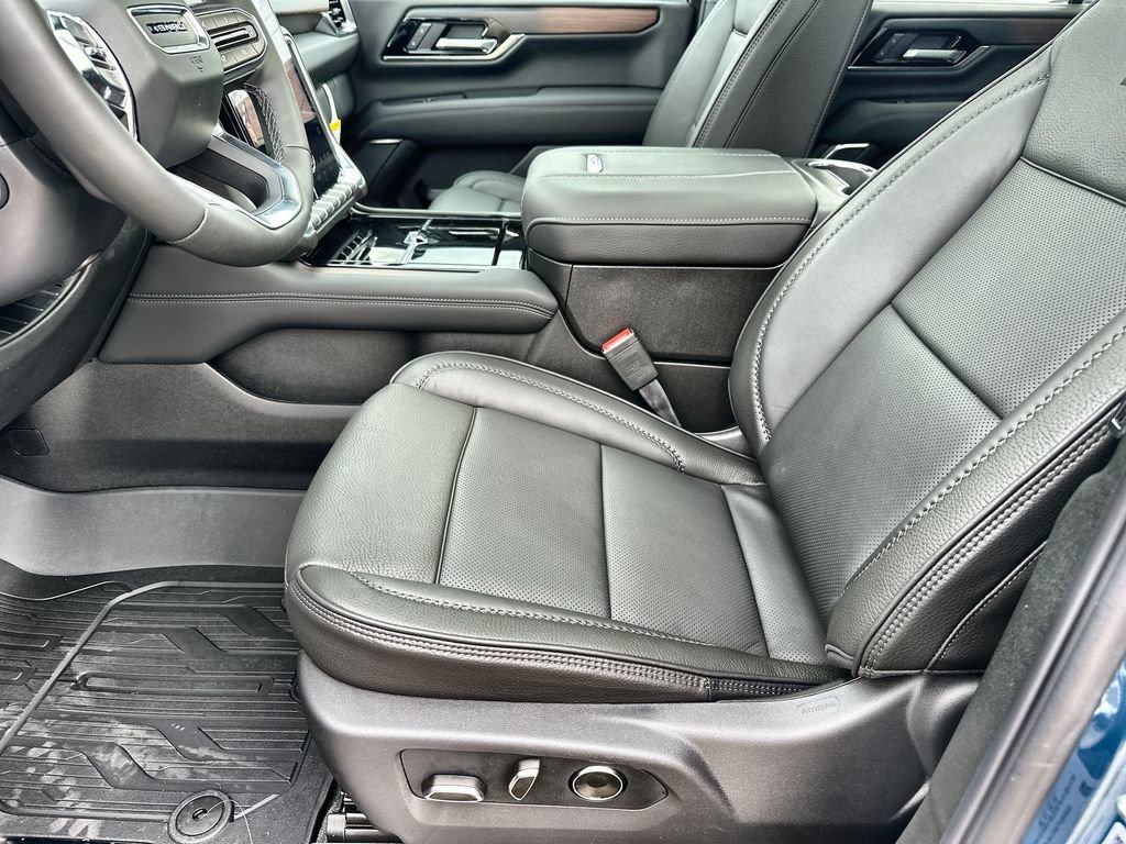 New 2026 GMC Yukon Denali image 24