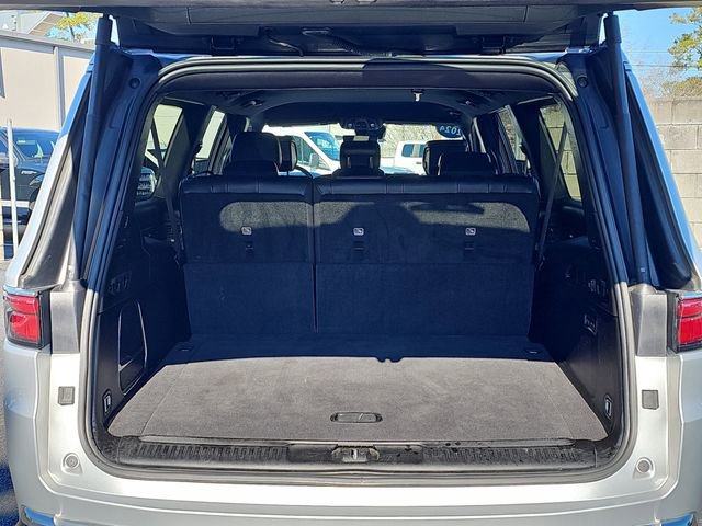 Used 2024 Jeep Wagoneer L Series III w/ Flexible Seating Group image 13