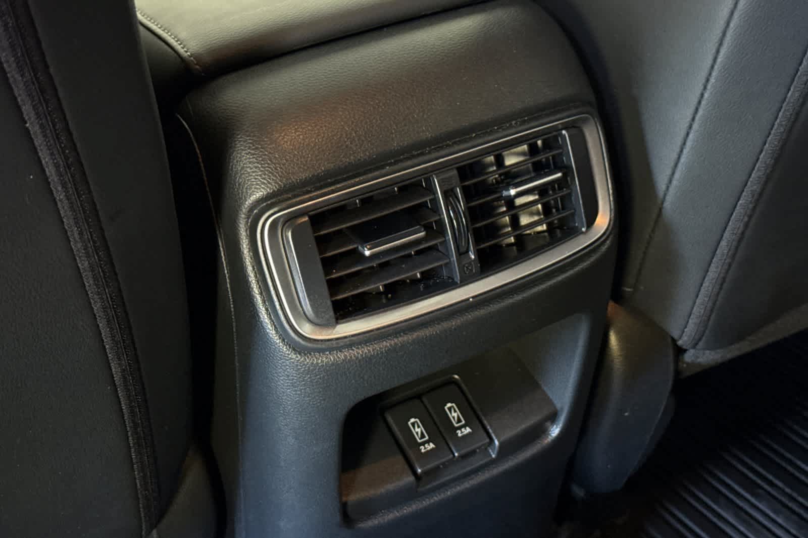Used 2022 Honda CR-V Touring image 14