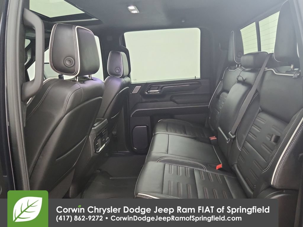 Used 2024 GMC Sierra 2500 AT4X AWD/4WD image 22