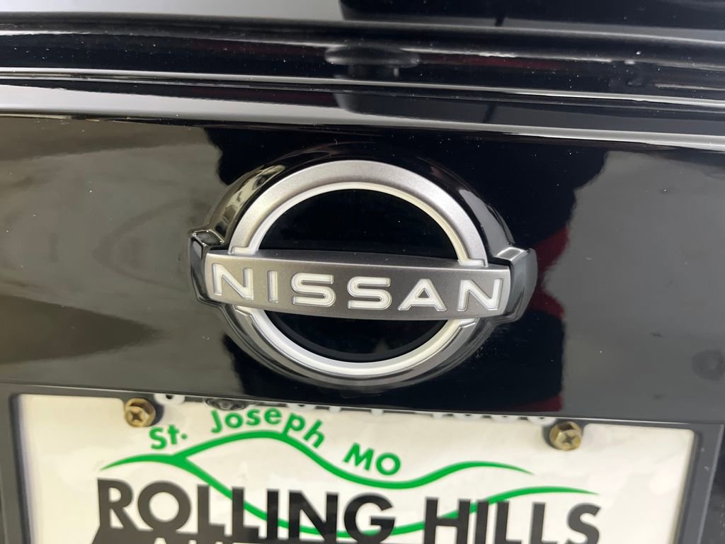 Used 2025 Nissan Kicks SV image 42