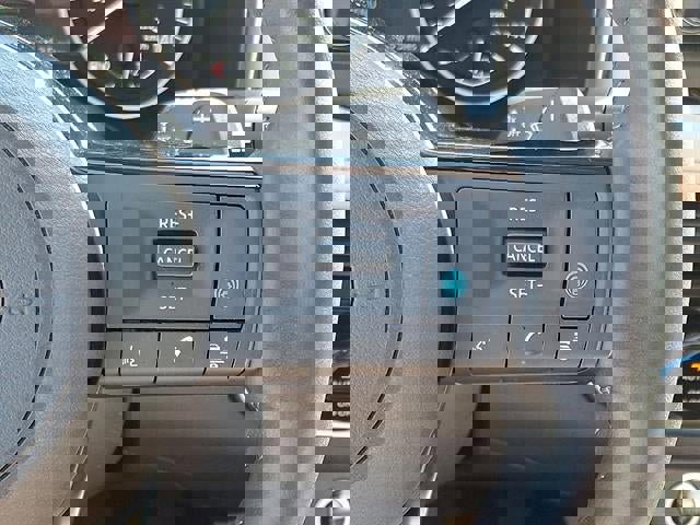 Used 2022 Nissan Rogue SL w/ SL Premium Package image 23