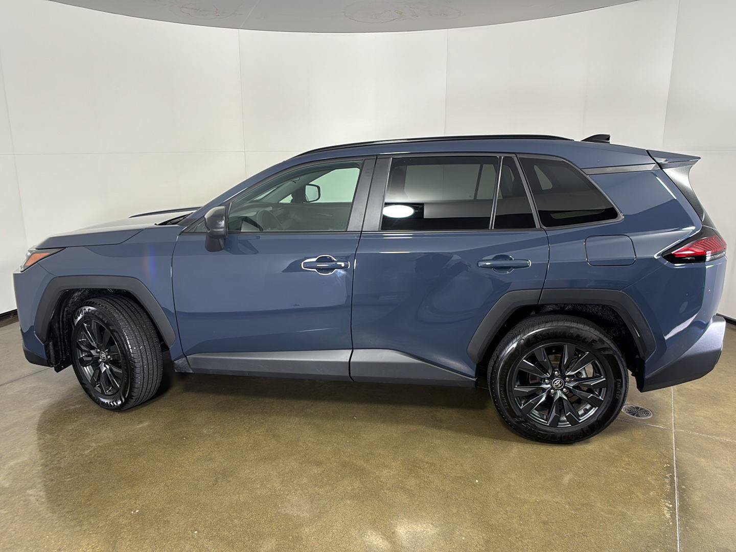 Used 2026 Toyota RAV4 XLE Premium AWD/4WD image 15