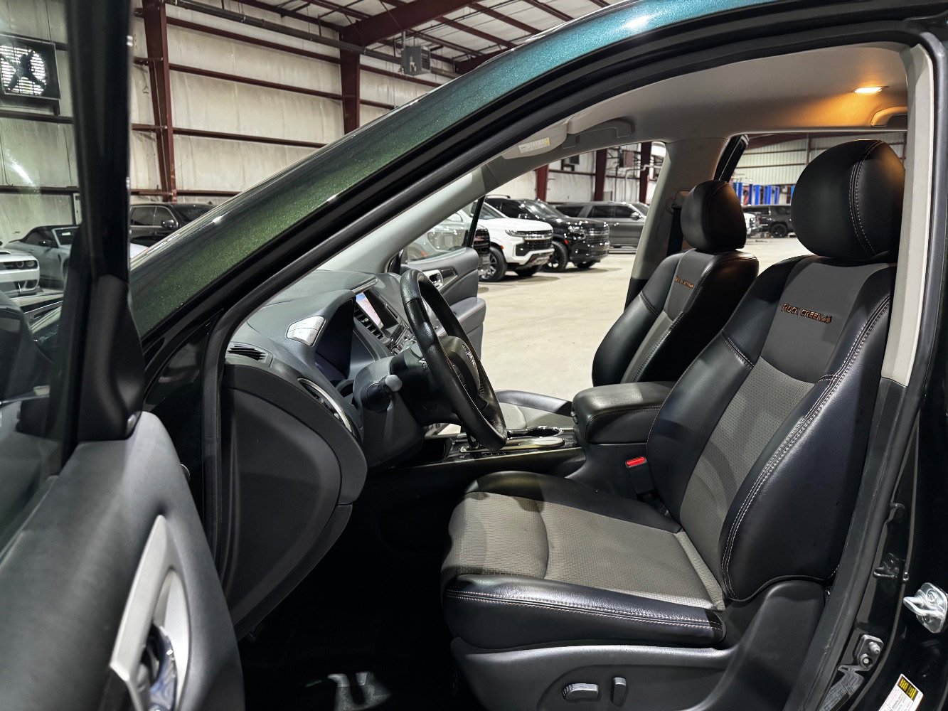 Used 2020 Nissan Pathfinder SV w/ Rock Creek Edition image 12