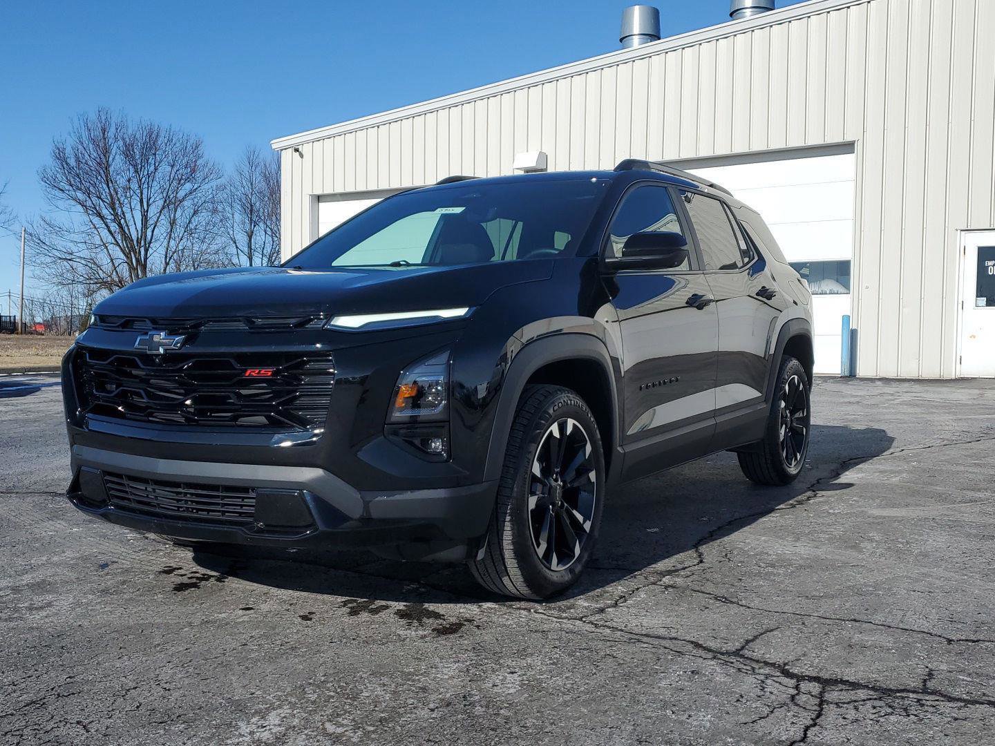 Used 2025 Chevrolet Equinox RS w/ Safety and Technology Package image 3