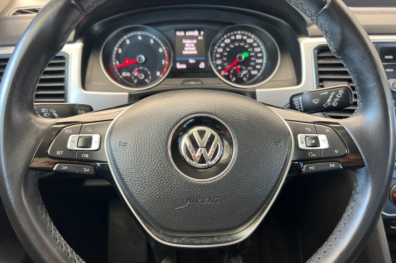Used 2018 Volkswagen Atlas SE FWD image 26