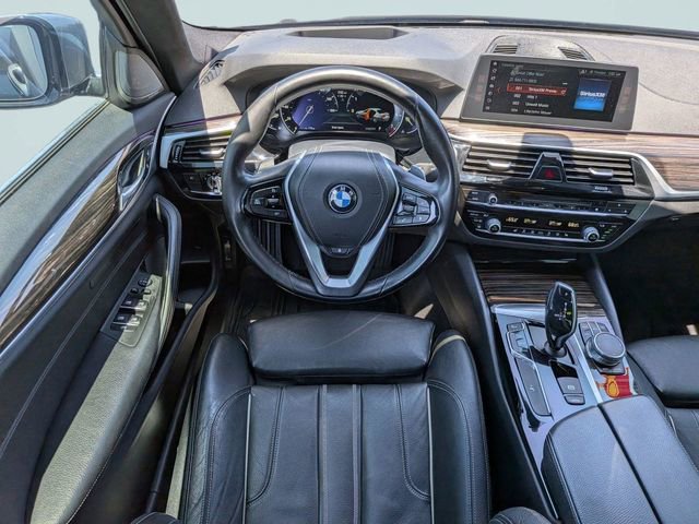 Used 2017 BMW 530i xDrive w/ Premium Package AWD/4WD image 14