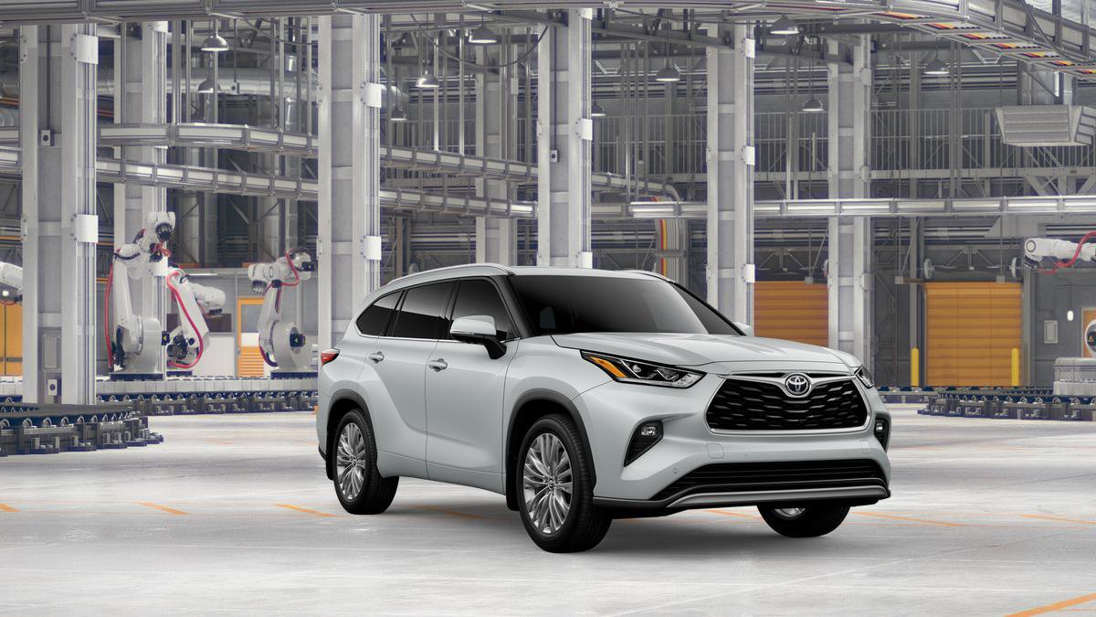 New 2026 Toyota Highlander Platinum image 18