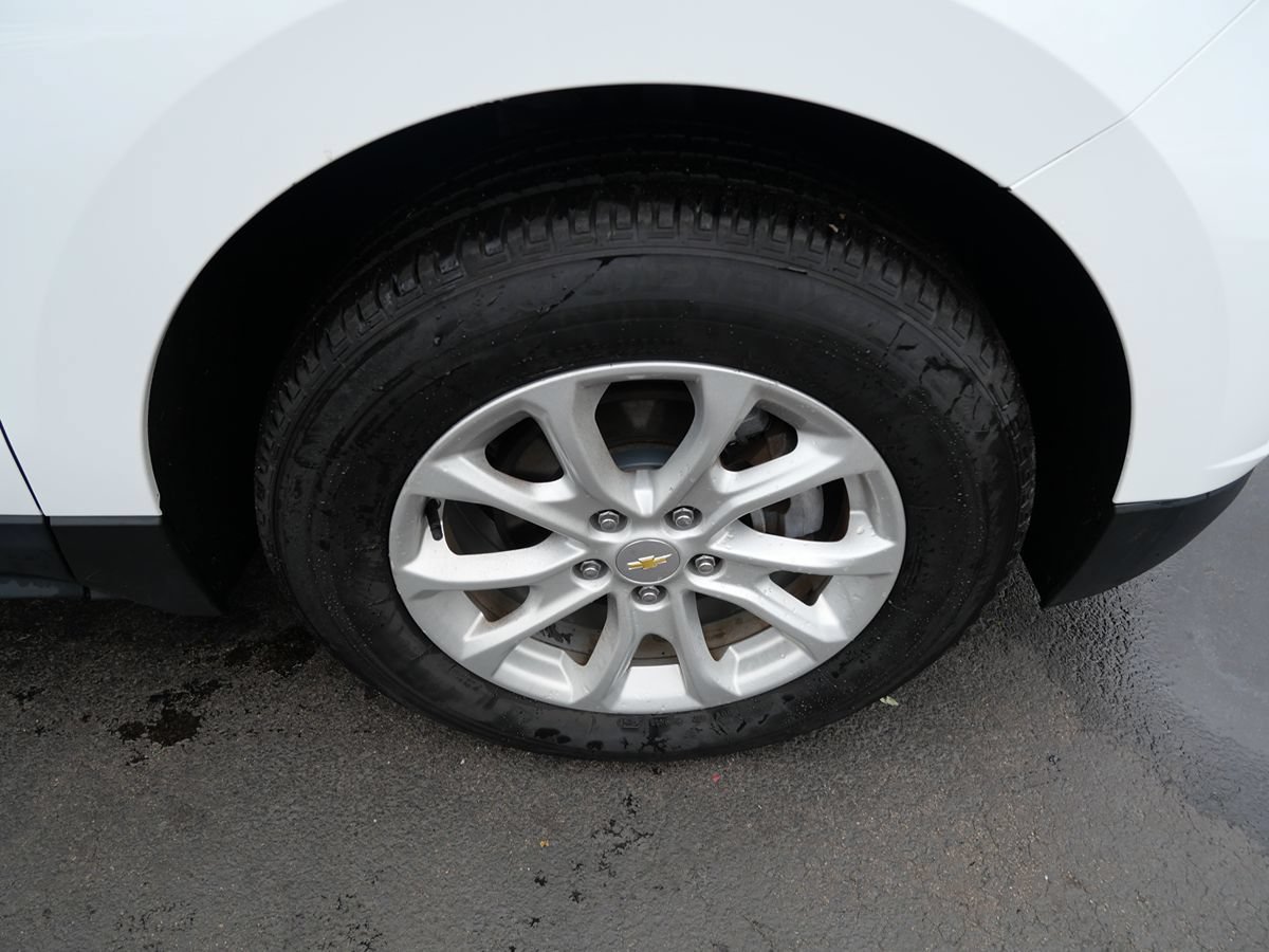 Used 2019 Chevrolet Equinox LS AWD/4WD image 34