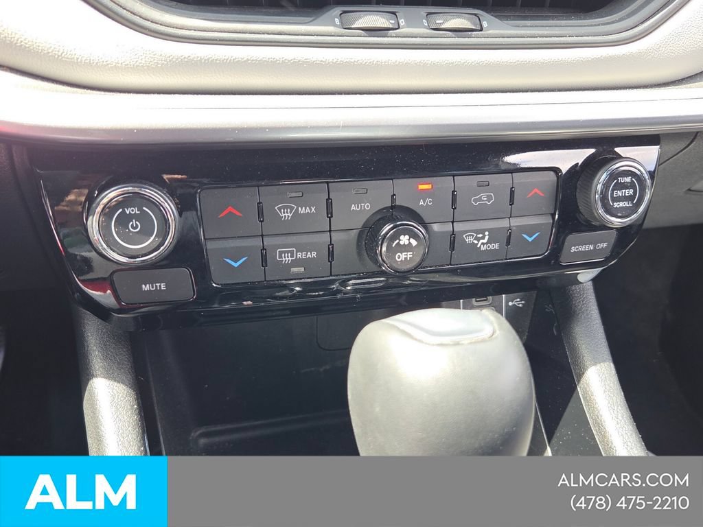Used 2025 Jeep Compass Limited AWD/4WD image 21