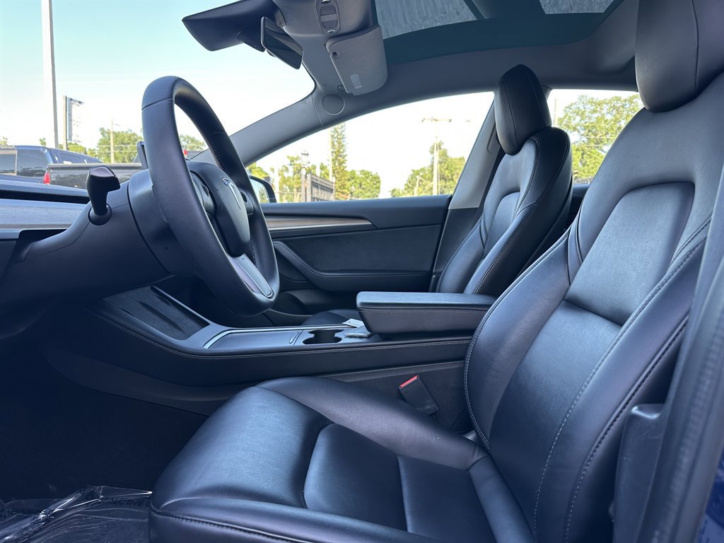 Used 2022 Tesla Model 3 Standard Range Plus RWD image 15