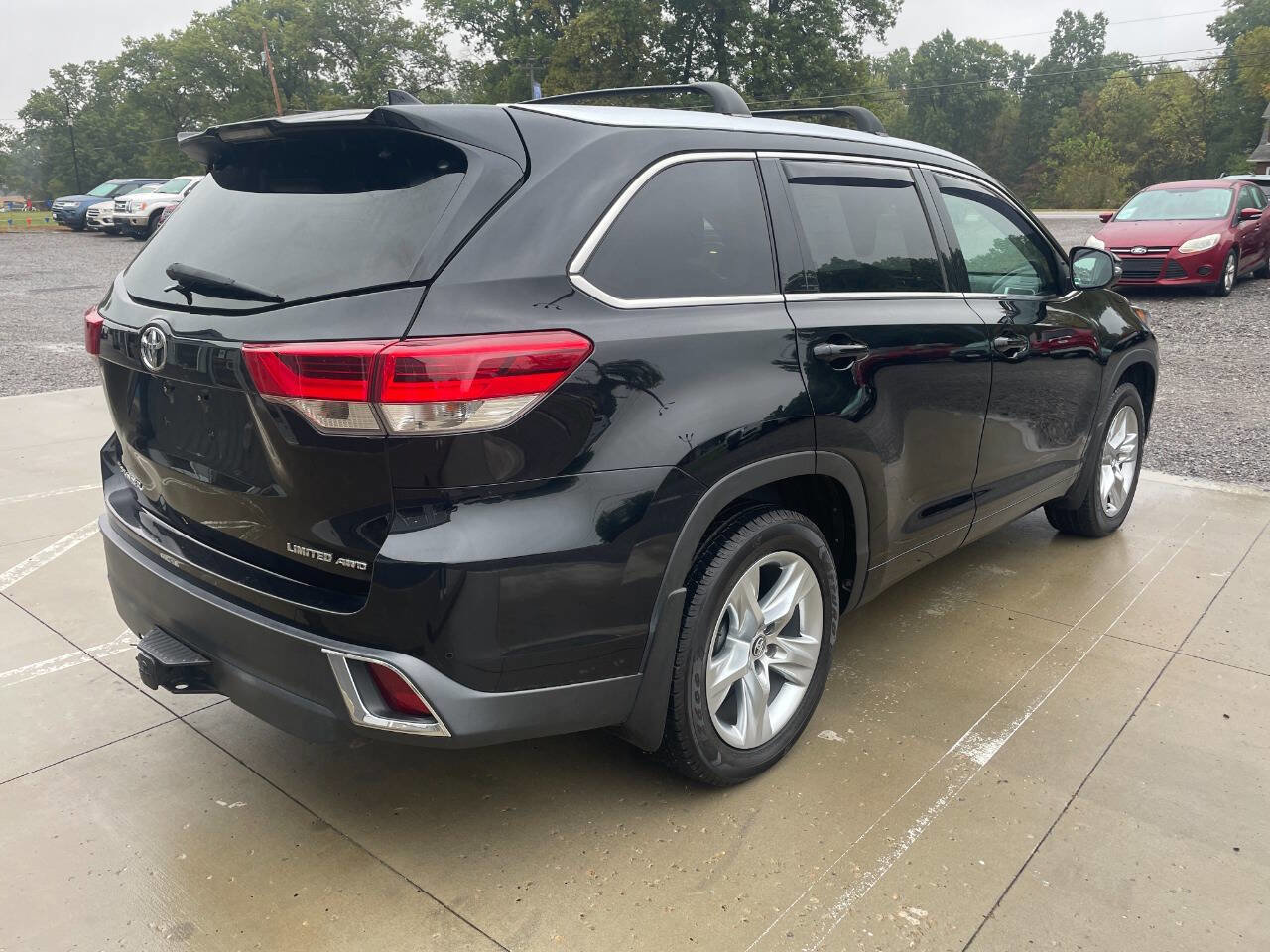 Used 2018 Toyota Highlander Limited image 10