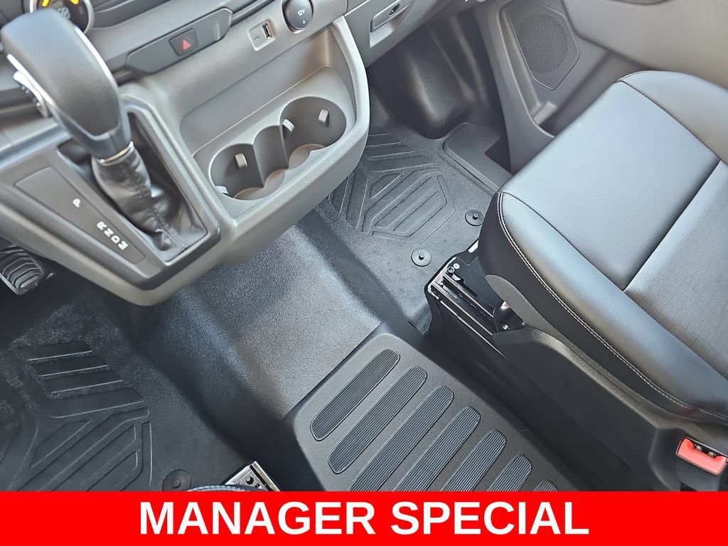 New 2025 Ford Transit 250 Low Roof RWD image 24