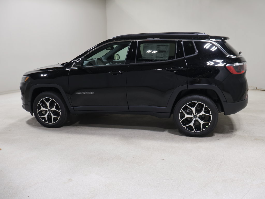 New 2026 Jeep Compass Limited AWD/4WD image 4