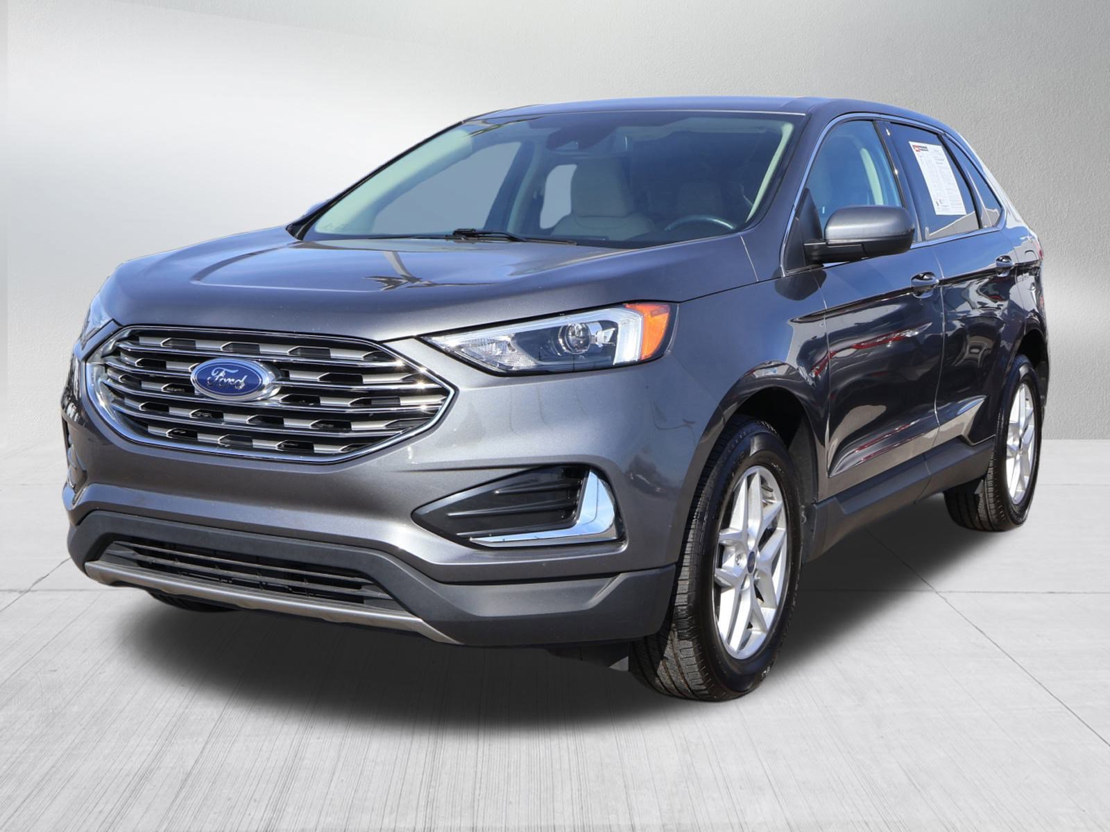 Used 2022 Ford Edge SEL image 3