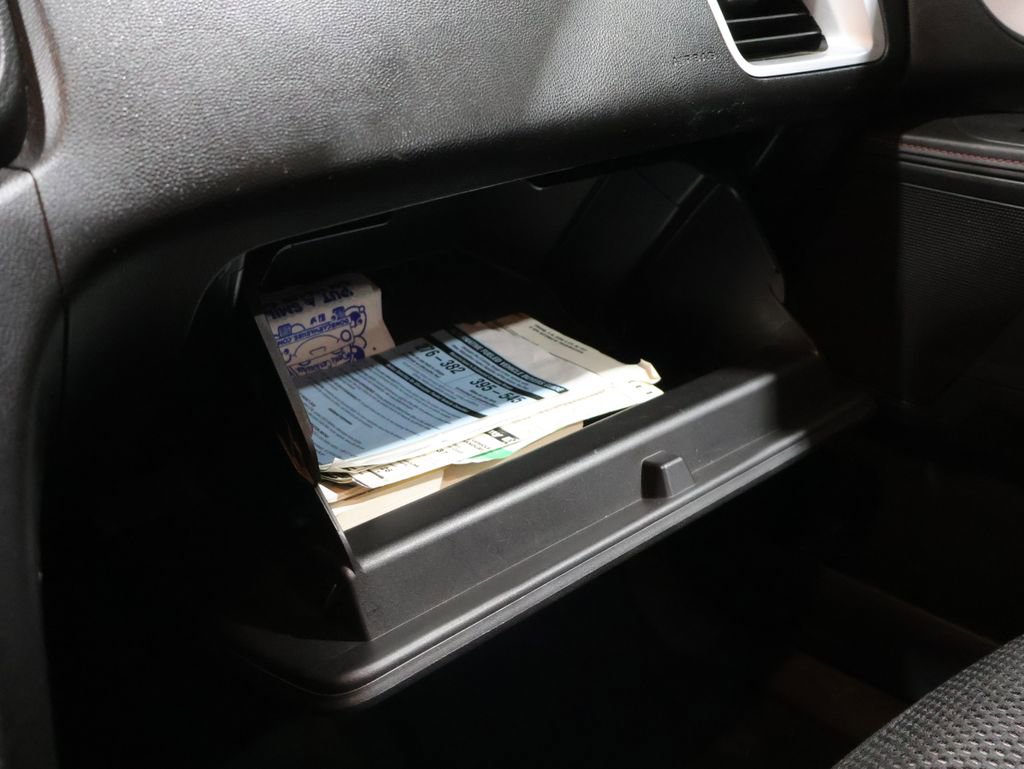 Used 2012 Chevrolet Equinox LT w/ Driver Convenience Package image 27