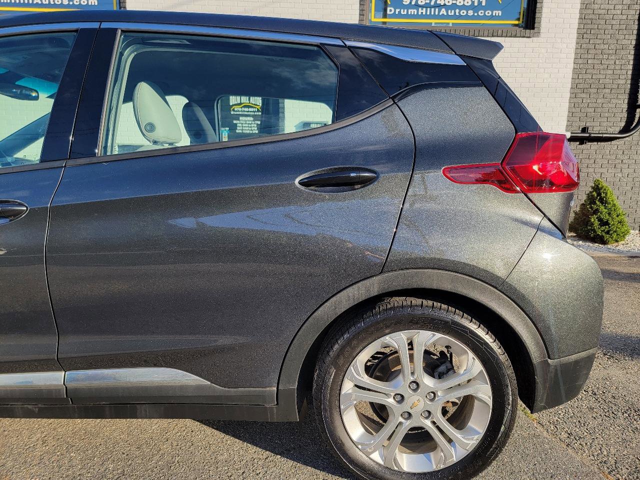 Used 2019 Chevrolet Bolt LT FWD image 10