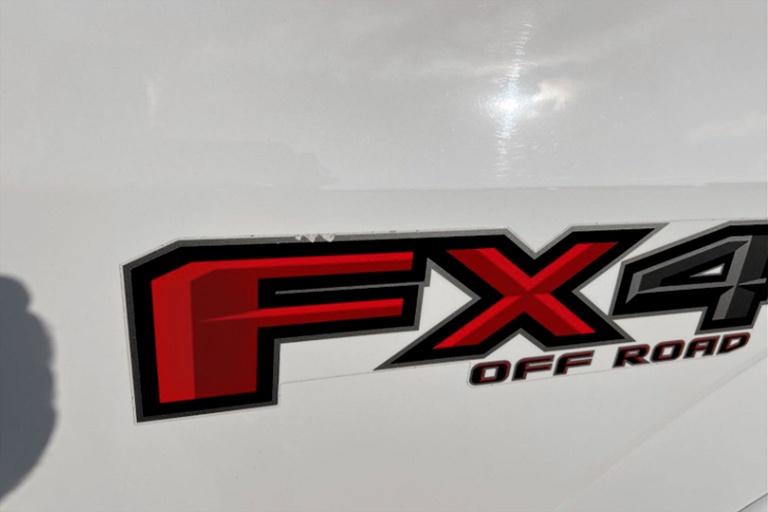 Used 2016 Ford F150 Lariat image 9