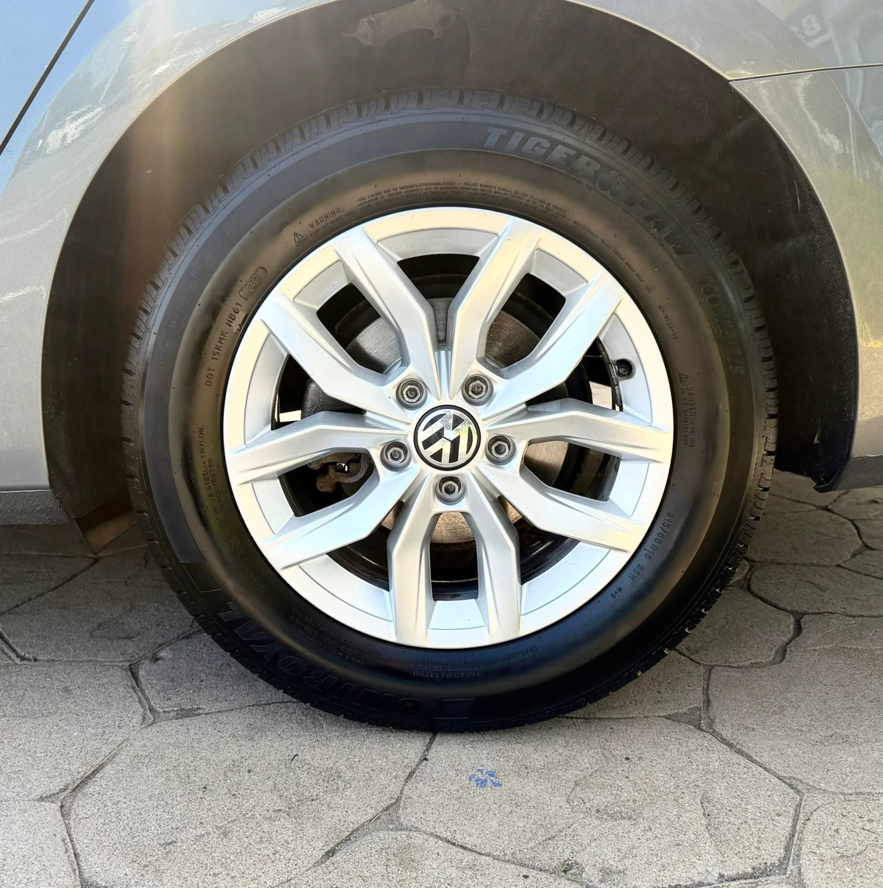 Used 2017 Volkswagen Passat 1.8T S FWD image 48