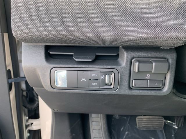 New 2026 GMC Sierra EV Elevation w/ Premium Package image 20