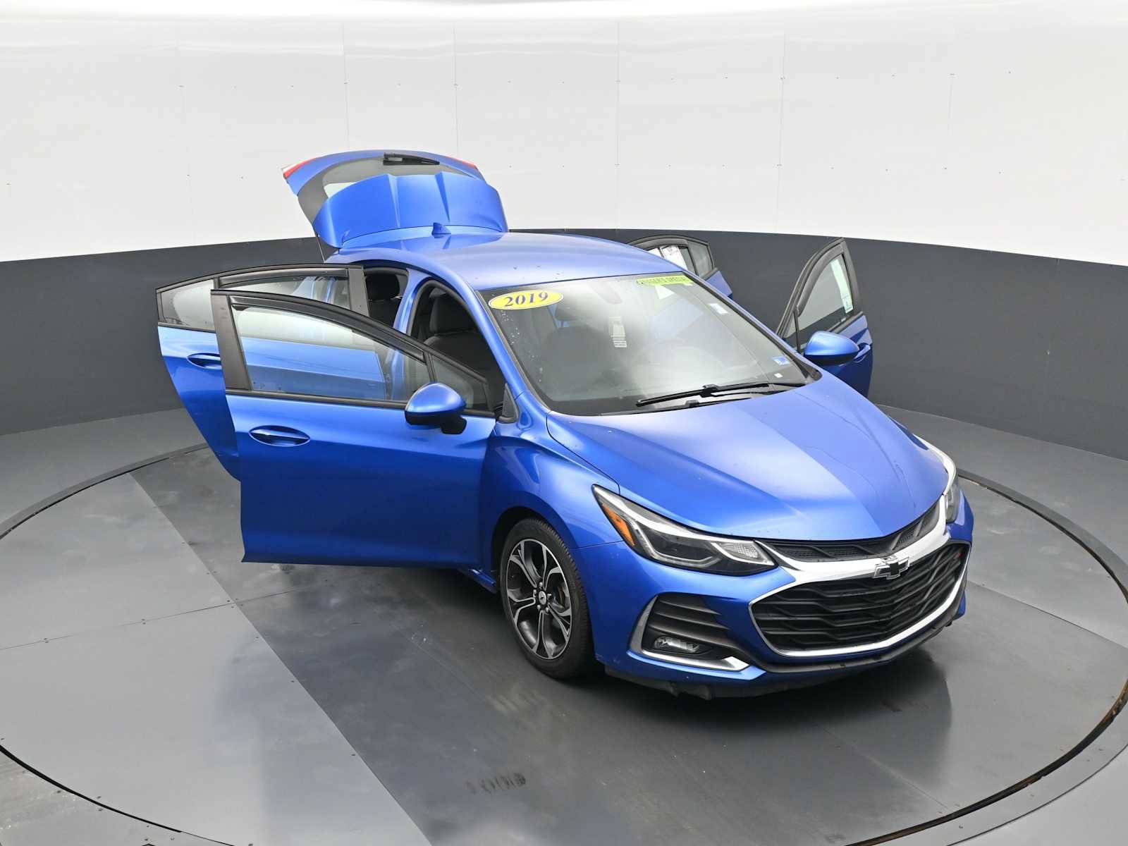 Used 2019 Chevrolet Cruze LT w/ Convenience Package image 37