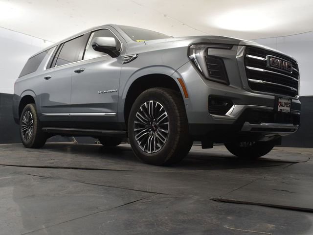 Used 2025 GMC Yukon XL Elevation image 49