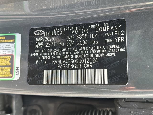 Used 2025 Hyundai Elantra Sport FWD image 31