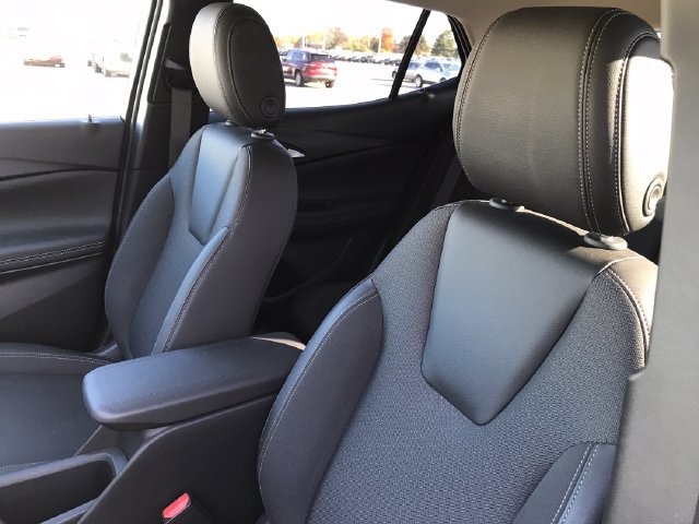 Used 2025 Buick Encore GX Preferred FWD image 28