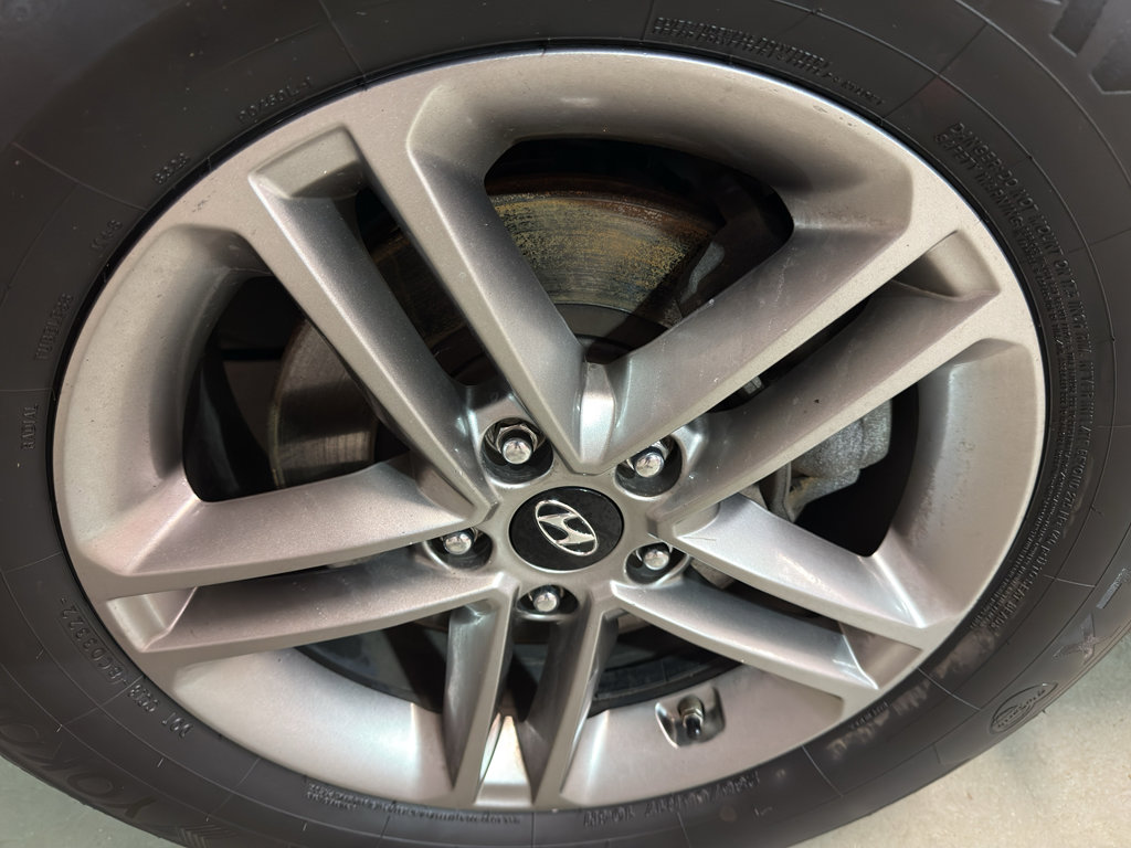 Used 2018 Hyundai Santa Fe Sport w/ 2.4L Value Package 02 AWD/4WD image 32