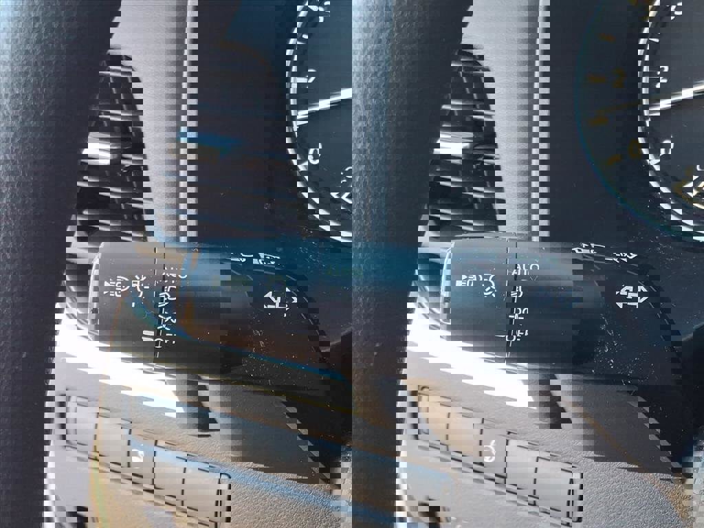 Used 2021 Nissan Rogue SV image 22