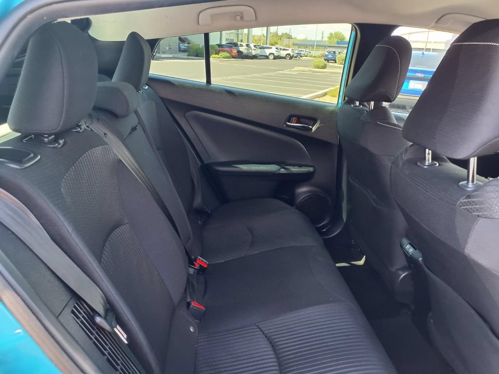 Used 2020 Toyota Prius Prime LE w/ Carpet Mat Package FWD image 21