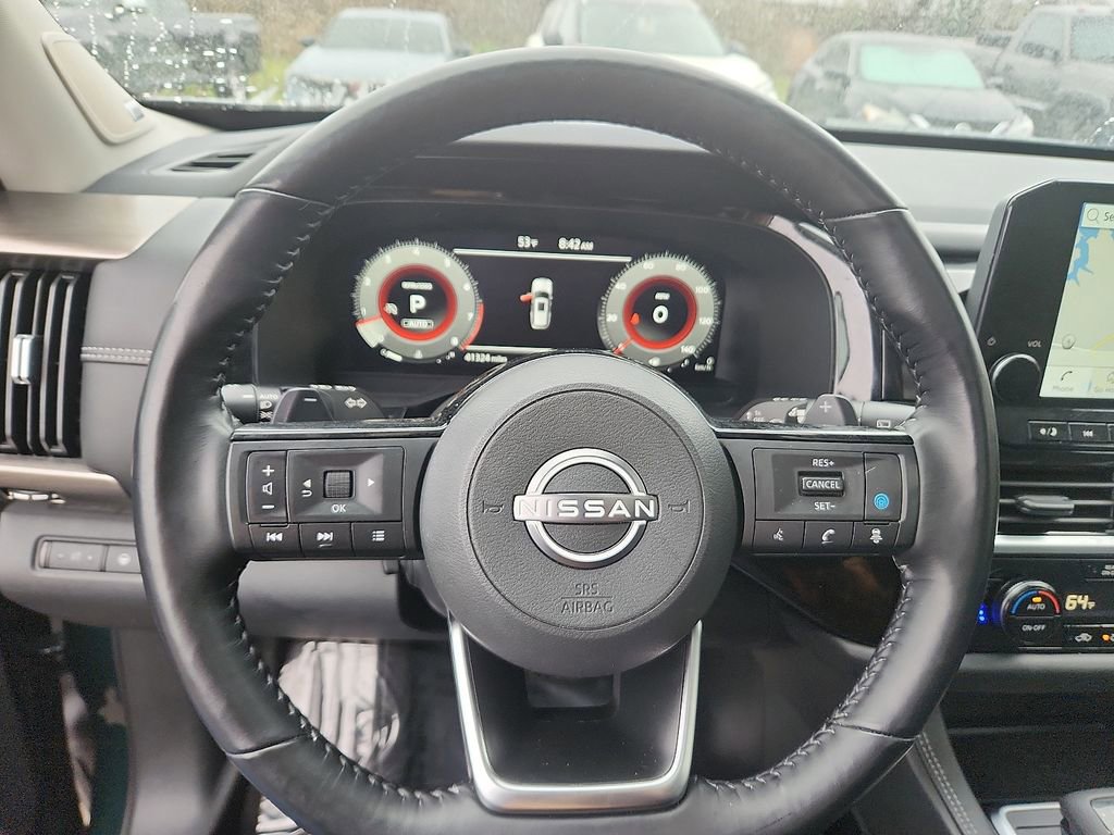 Certified 2023 Nissan Pathfinder Platinum w/ Cargo Package image 22