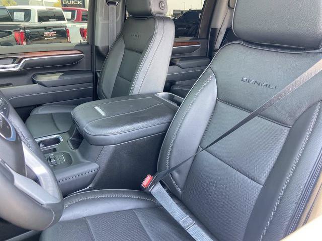 Used 2026 GMC Sierra 2500 Denali w/ Max Trailering Package AWD/4WD image 15