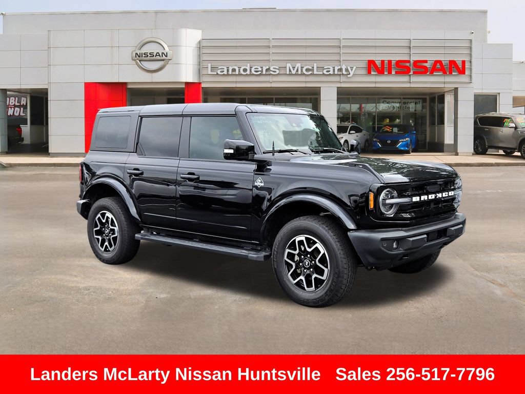 Used 2024 Ford Bronco Outer Banks AWD/4WD image 1