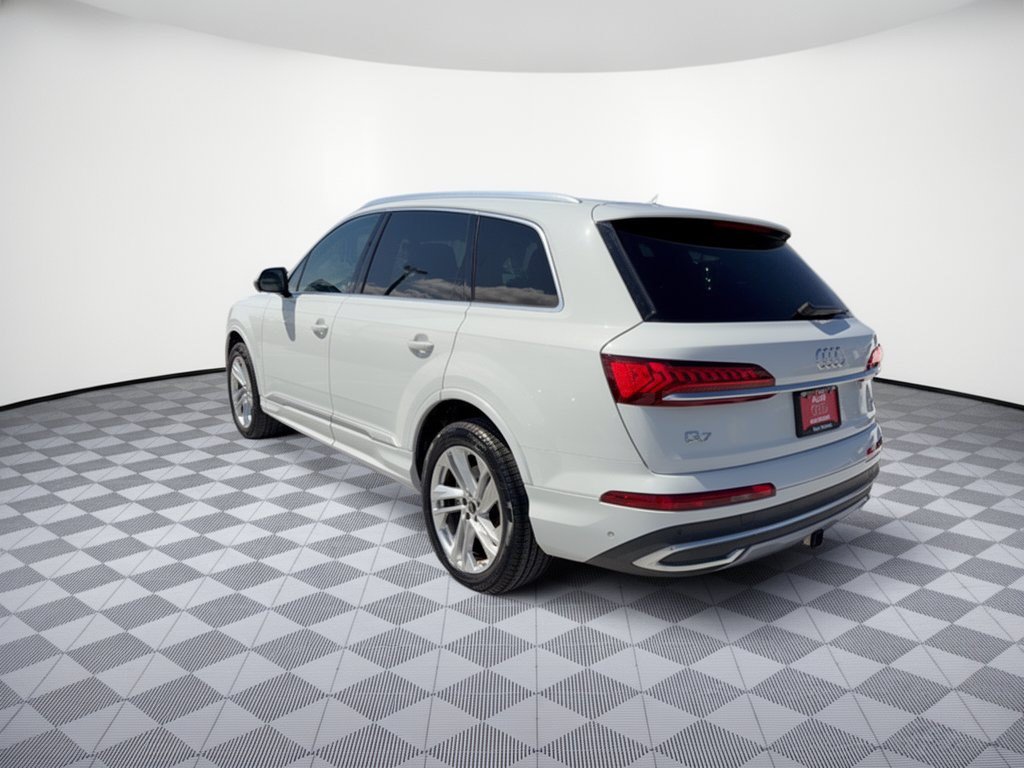 Used 2023 Audi Q7 2.0T Premium w/ Convenience Package AWD/4WD image 3