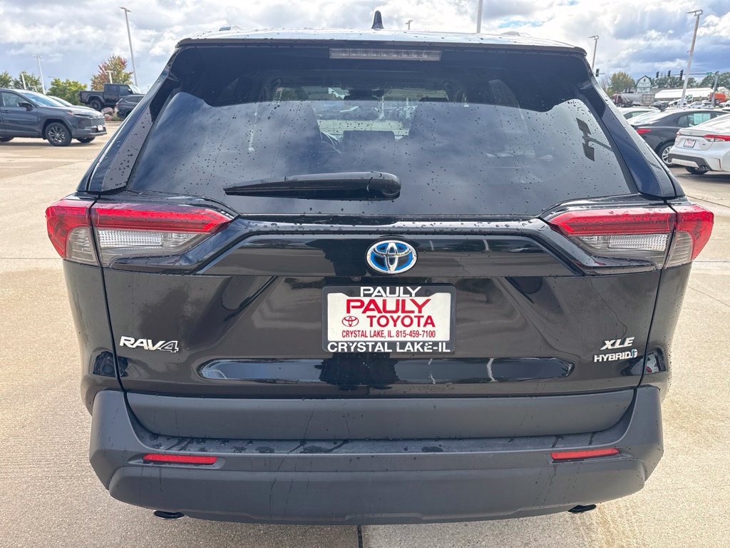 Certified 2023 Toyota RAV4 XLE Premium AWD/4WD image 4