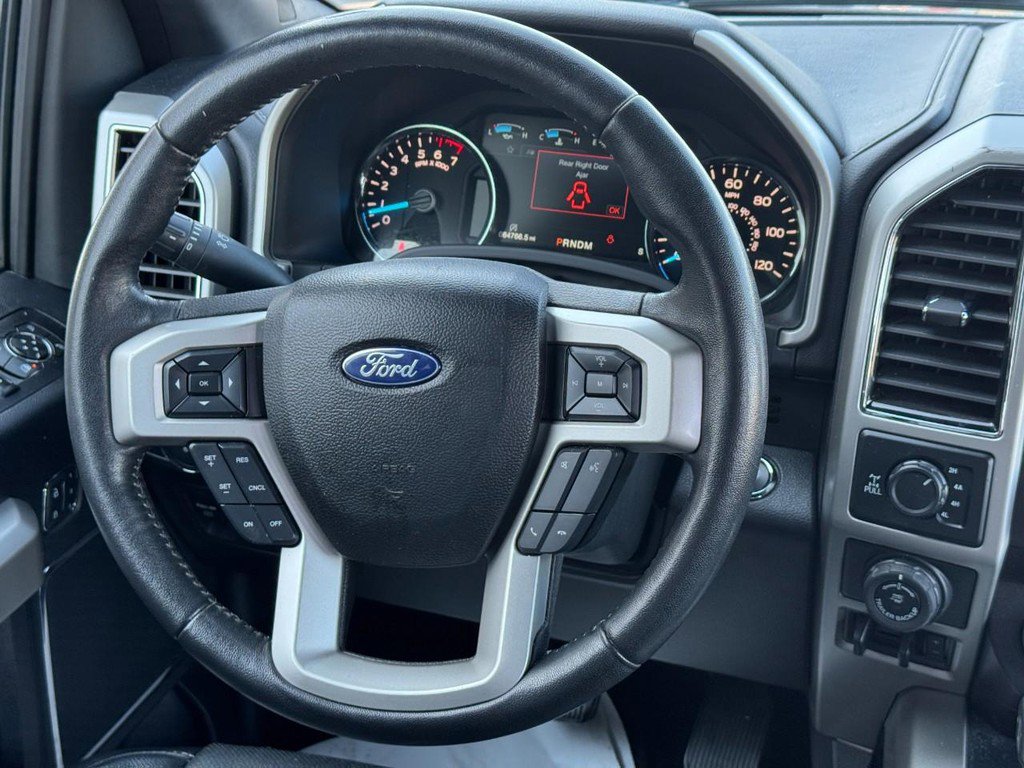 Used 2018 Ford F150 Lariat image 13