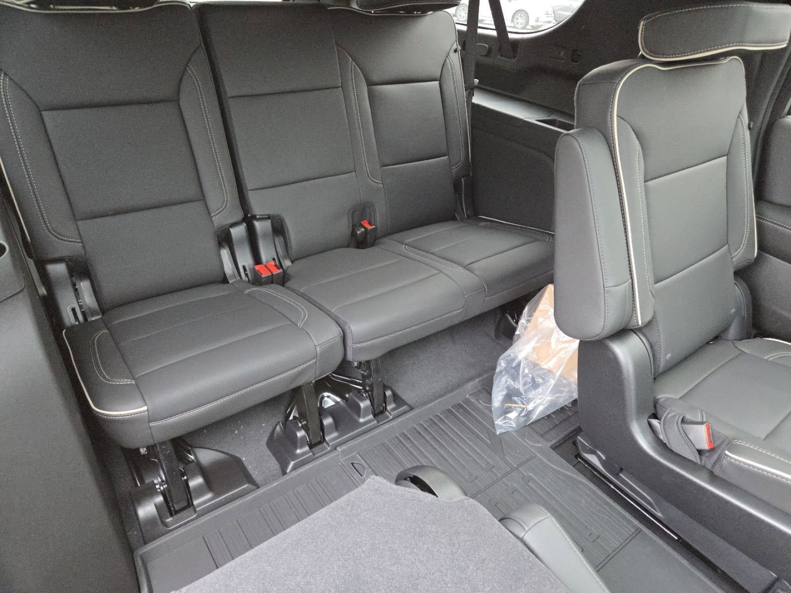 New 2026 GMC Yukon XL Elevation image 31